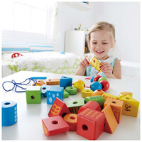 Hape  String-Along Shapes E1019