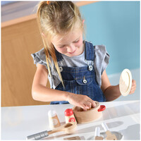 Hape  Cook & Serve Set E3150