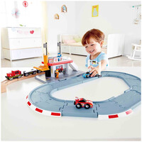 Hape  Race Track Station E3734