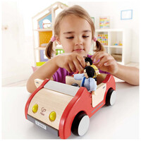 Hape  Family Car E3475