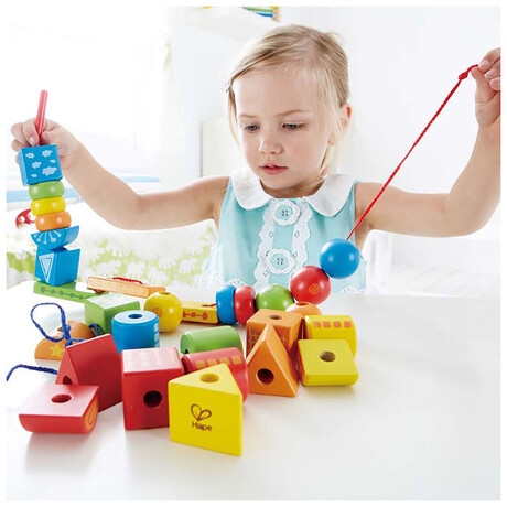 Hape  String-Along Shapes E1019