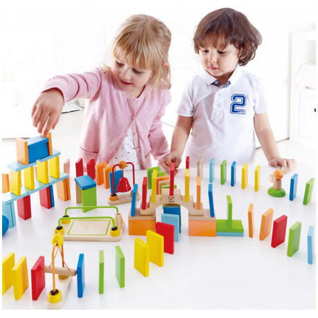 Hape  Dynamo Dominoes E1042